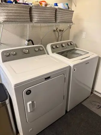 Maytag Large Capacity Washer and Dryer Set