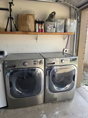 LG Washer And Electric Dryer. JUMBO CAPACITY!!!