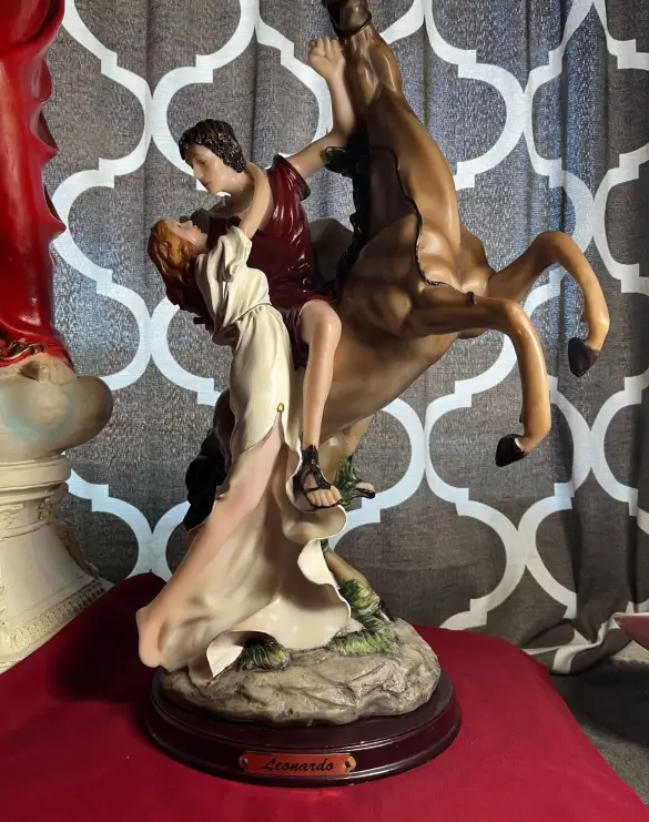 1997 ACK Co. L.A. Leonardo Collection statue