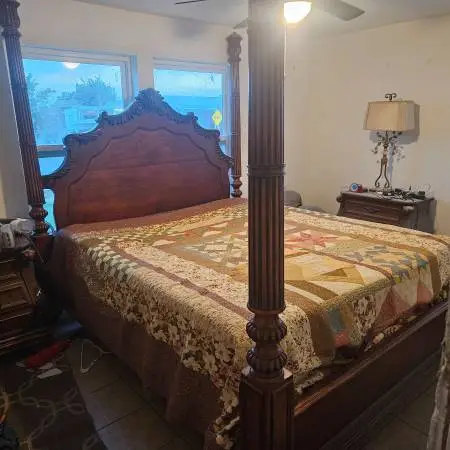 4 post cal king bed. 500, or OB0