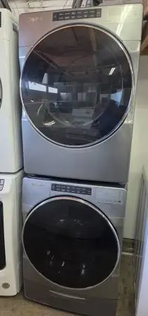 Whirpool washer and dryer electric 220v