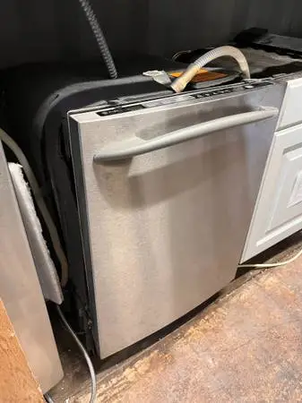 24W SS GE Profile Dishwasher Model #PDW9880J03SS Used Good Condition