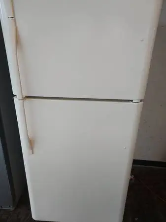 Refrigerator Kenmore in Great Working Order local delivery Available