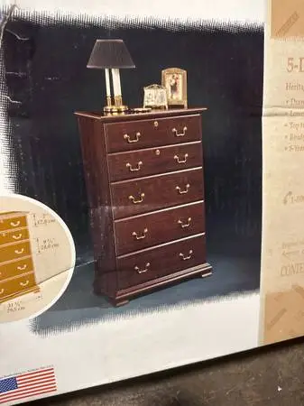 Neo Classic 5-Drawer Chest