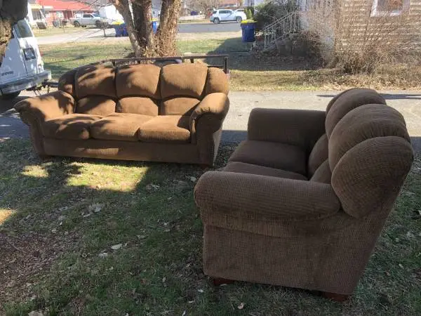 Couches Sofa with Loveseats in great condition