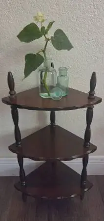 Vintage Ziprinho Wood Spindle Corner Shelf
