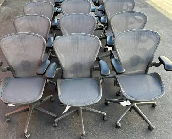 LARGE QUANTITY OF HERMAN MILLER AERON CHAIRS ON SALE