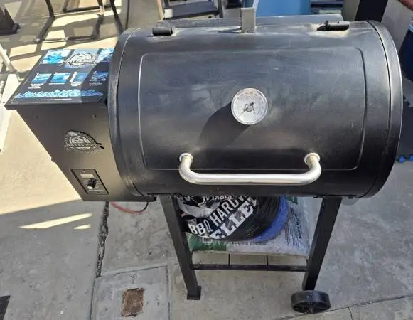 Great Working Pitt Boss Pellet Smoker
