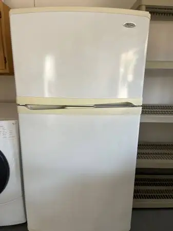 Whirlpool refrigerator/ freezer