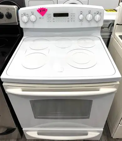 GE Profile 30”W Freestanding Glasstop Electric Range With Excellent Condition