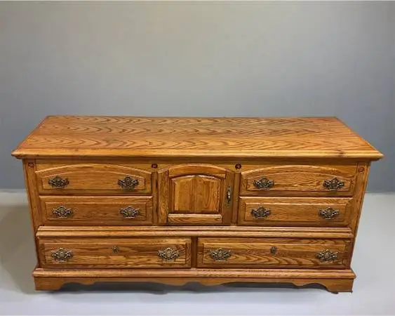 🔥Webb Furniture Oak Dresser