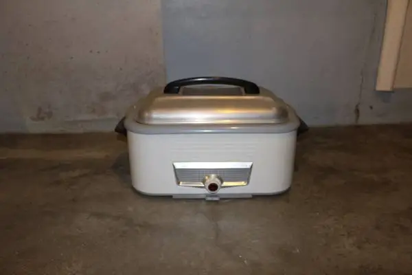Vintage Westinghouse electric cooker