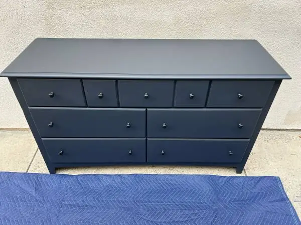 BEAUTIFUL LIKE NEW COBALT BLACK WIODEN DRESSER CAN DELIVER LOCAL IF NEEDED