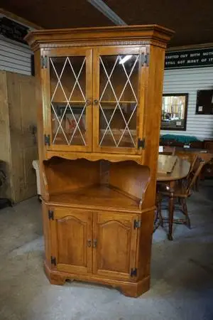 Ethan Allen Corner Cabinet