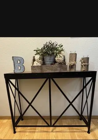 Lovely modern table set