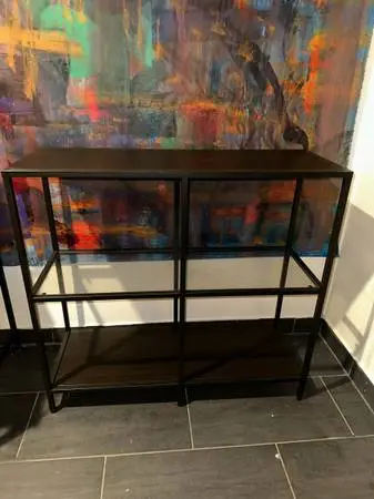 High table/desk