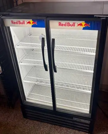Double Door Refrigerated Cooler