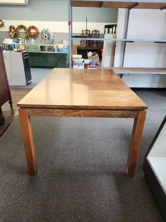 Mid-Century Century Oak Dining Table