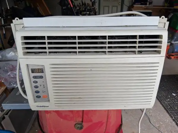 Gold star Window Air conditioner