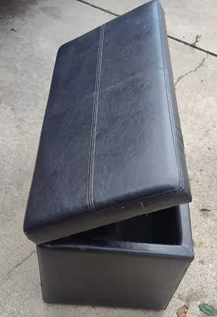 Storage Ottoman (free delivery)