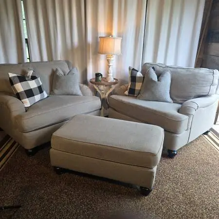 Ashley Furniture Oversized Chairs & Ottoman Set – 3 Pieces