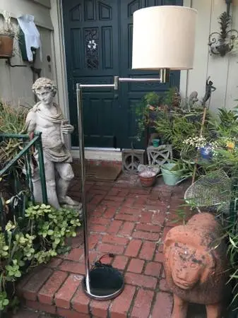 Exceptional Vtg MCM Koch-Lowy chrome Floor Lamp/works perfectly