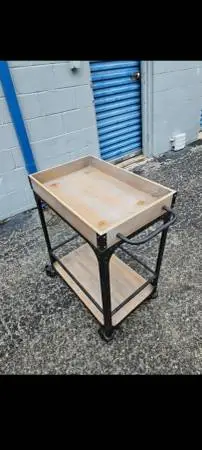 Rolling cart