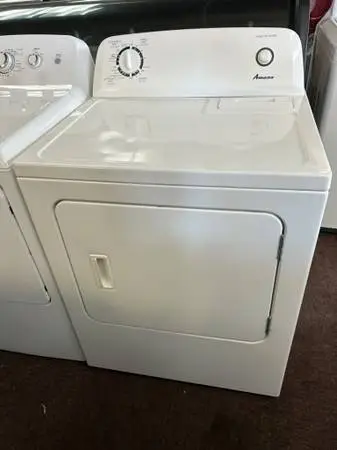 Electric Dryer Amana in White Finish