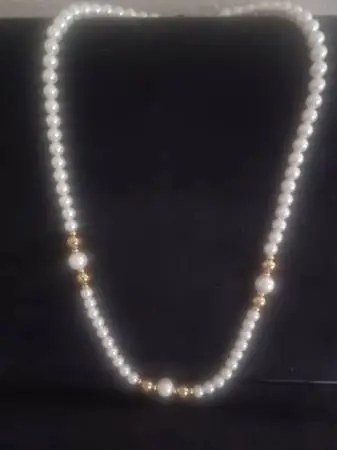 Pearl necklace