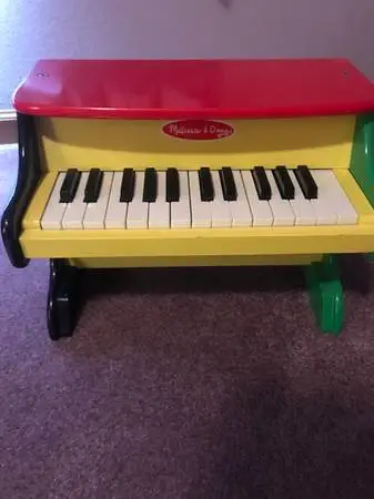 Melissa and Doug wooden kids piano