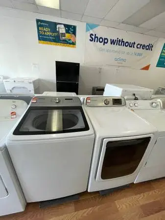 !Like new samsung washer and dryer special!