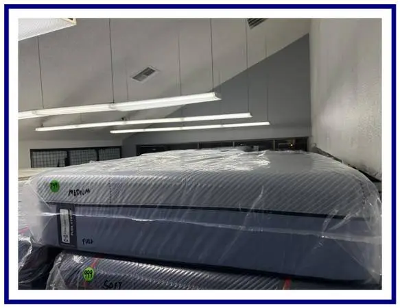 FULL SIZE SEALY POSTUREPEDIC PLUS MATTRESS & BOX SPRING BED SET