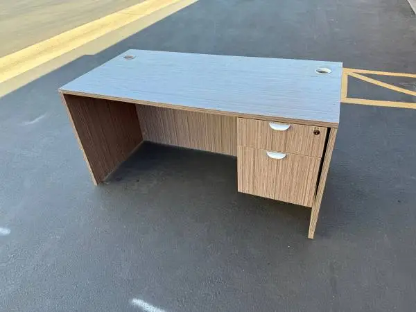 OFFICE DESKS…….                                        COMPUTER DESK……