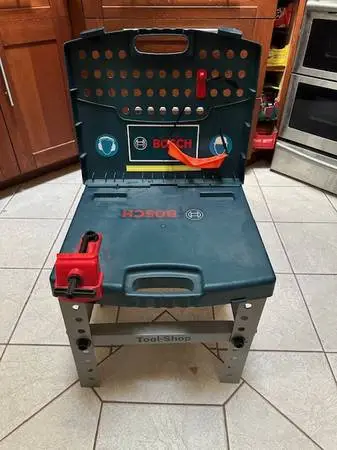 Toy workbench & tools/parts