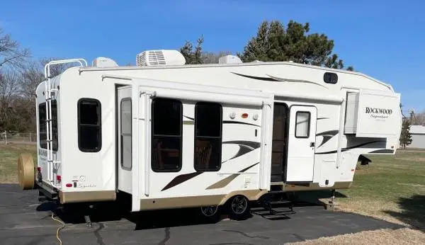 2013 Rockwood Signature Ultralight