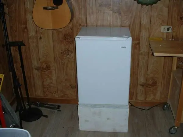 Small Refrigerator