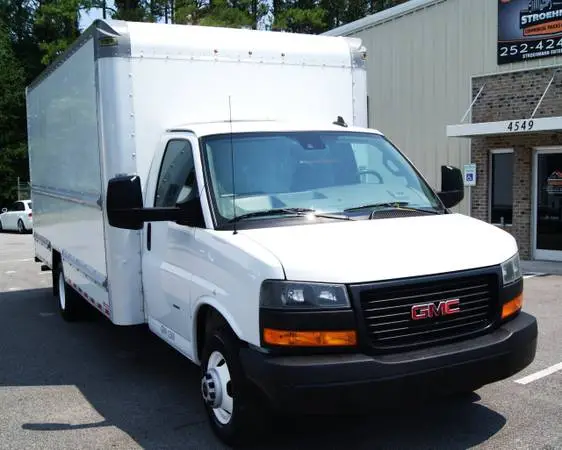 2021 GMC G3500 SAVANA 16 BOX TRUCK CUTAWAY 6.6L V8 RAMP MOVING TRUCK