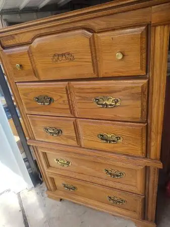 Broyhill Dresser (free delivery)
