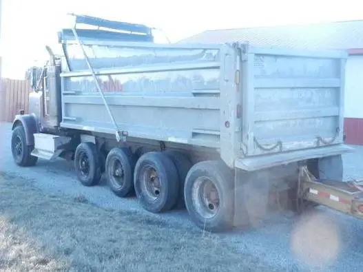 1990 International 9300 Quad Axle Dump Truck 14L Cummins