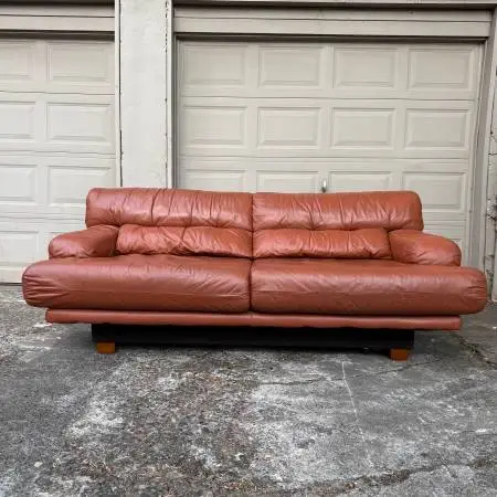 Vintage 70s Italian-Style Leather Sofa