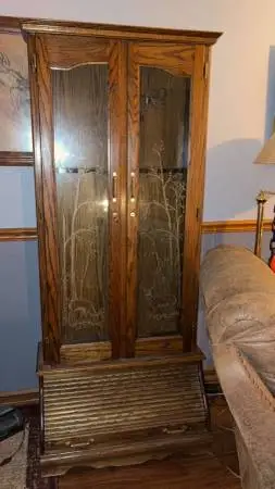 Gun cabinet
