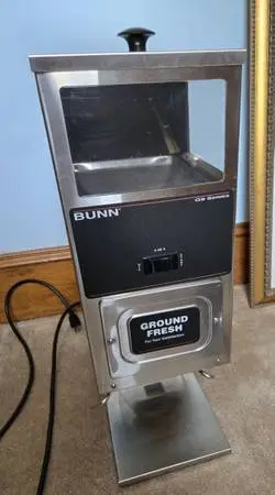 BUNN G9T HD TALL Commercial Coffee Grinder - Like New!