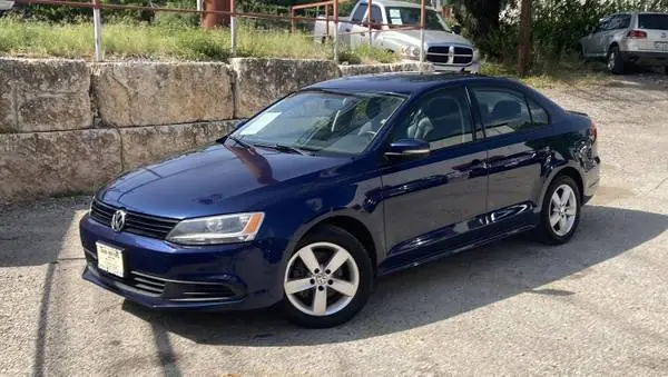 2011 VW Jetta TDI, 6-Speed Manual