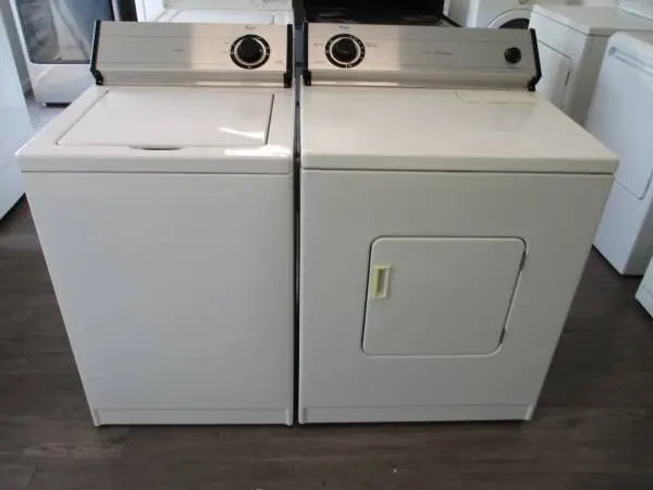 WHIRLPOOL WASHER DRYER MATCHING SET