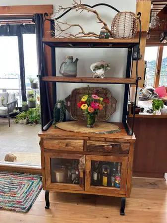 Antique-style bakers rack/rustic wood and iron hutch
