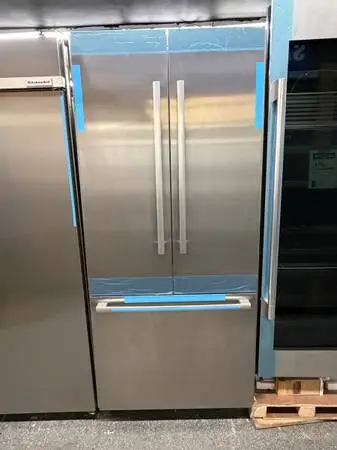 Stainless steel Built-In Fridge BOSCH