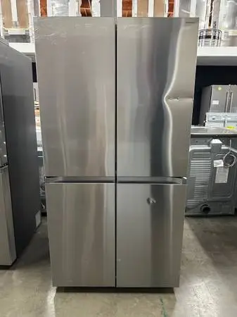 !Samsung 23 cu. ft. Counter Depth 4-Door French Door Refrigerator