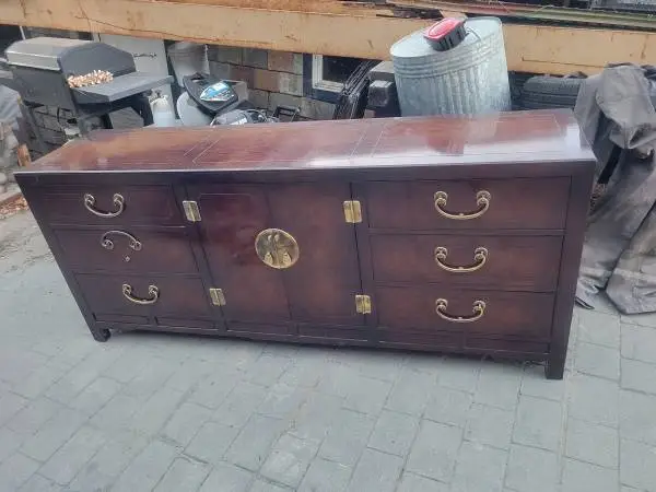 Dresser excellent condition free