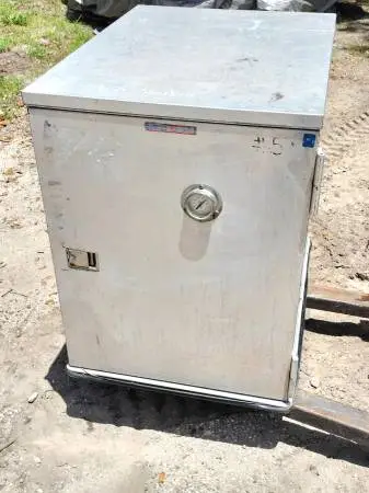 Hussman Seco Counter Top or Under Counter Food Warmer