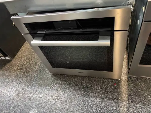 Stainless steel Miele Single Wall Oven